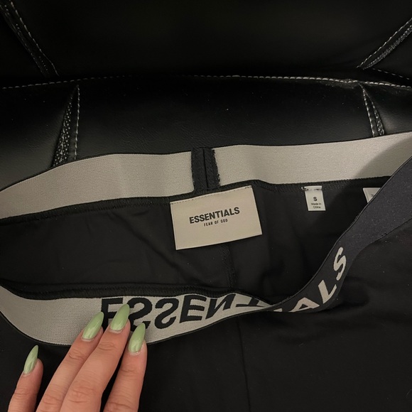 Fear of God Essentials athletic biker shorts - Picture 3 of 3